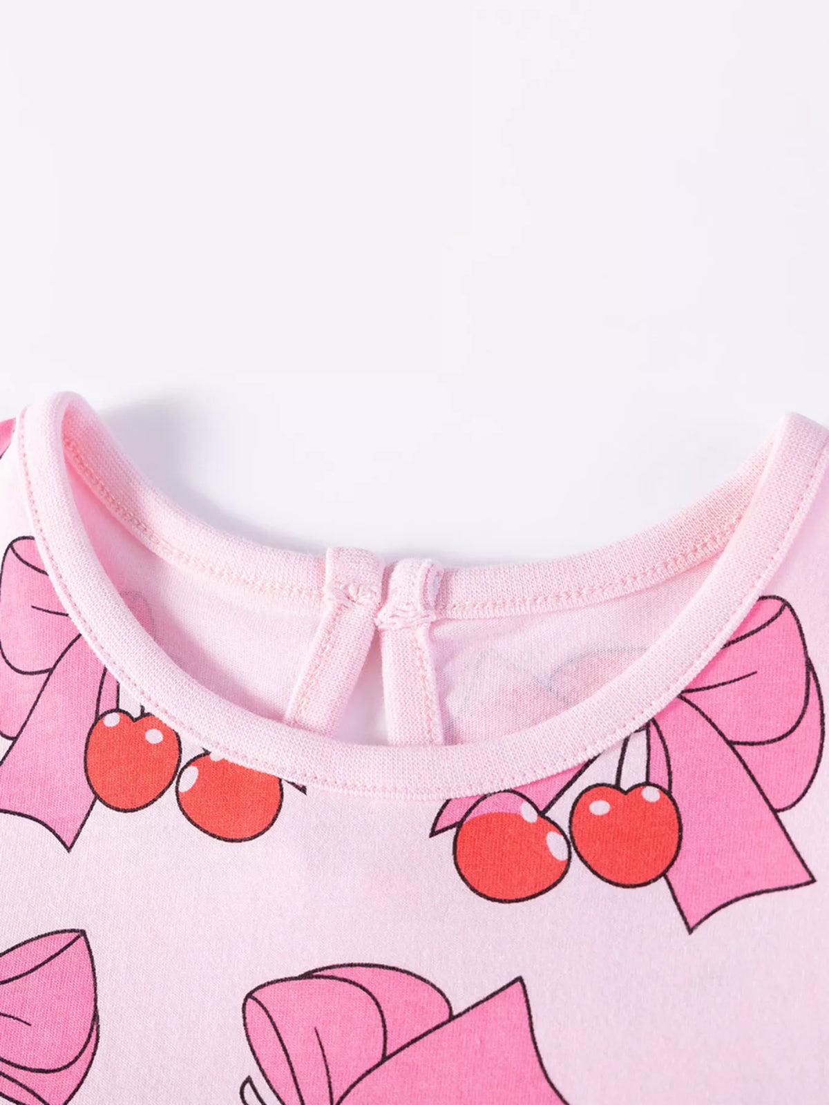 Pink neckline with back keyhole opening
