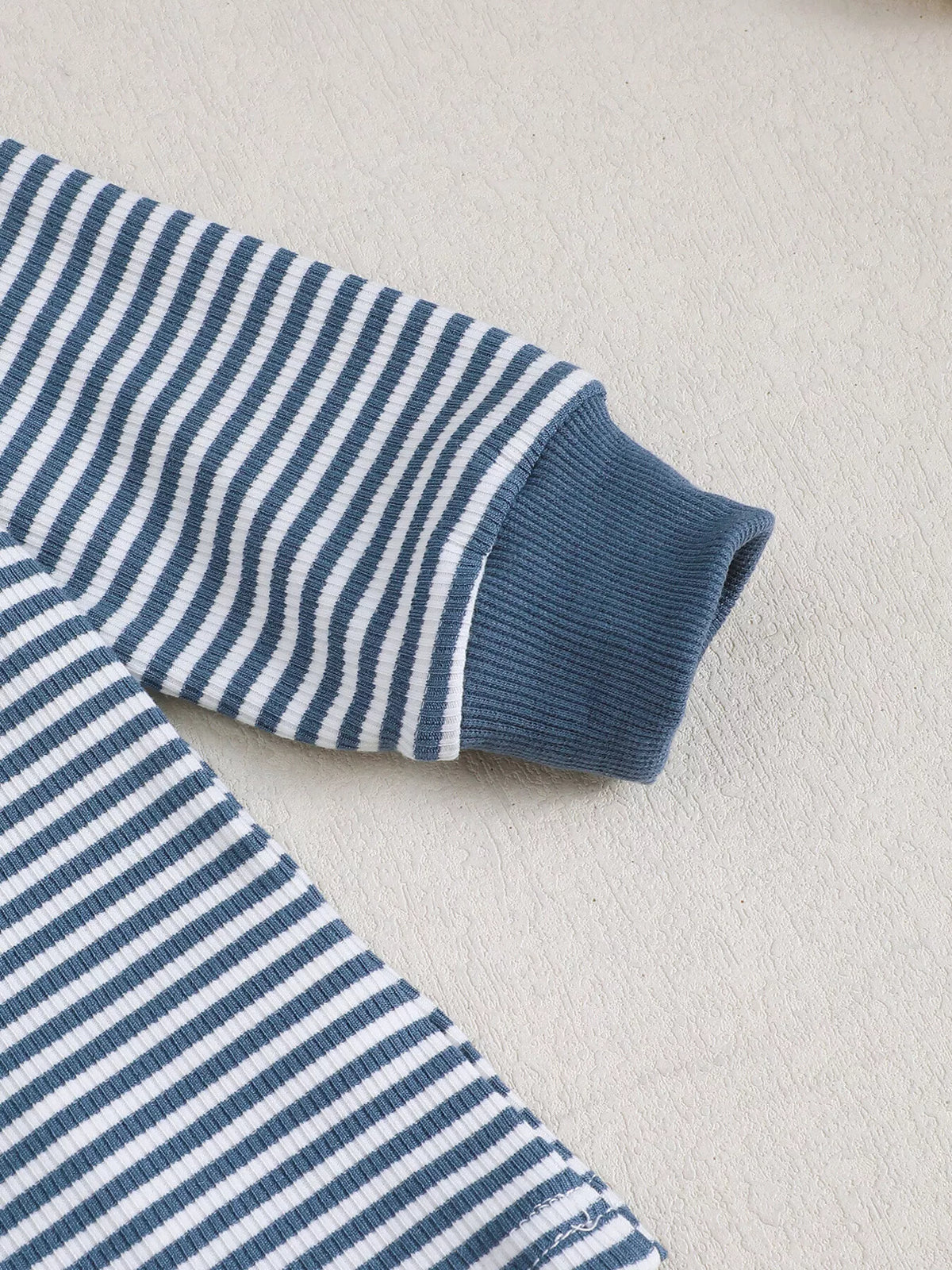 Navy ribbed sleeve cuff