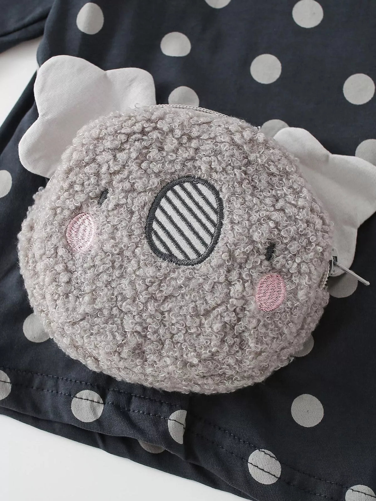 Textured gray koala-face pocket