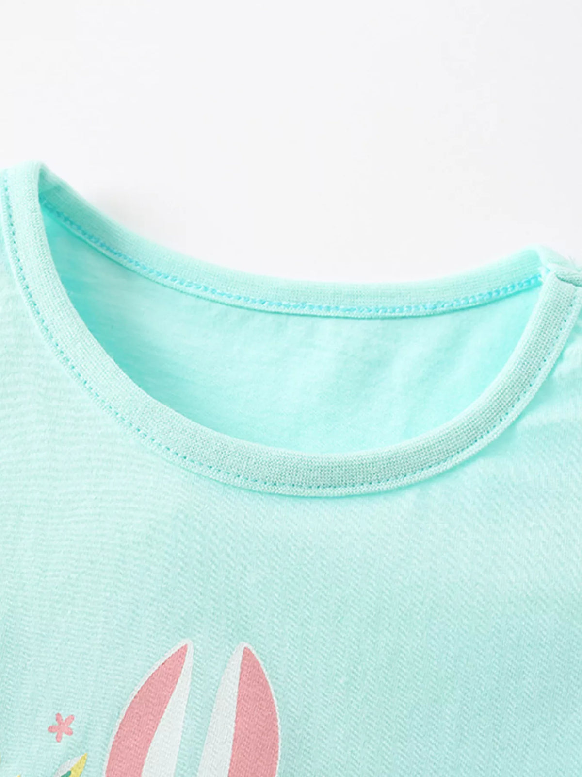 Mint bunny carrot graphic ruffle hem shirt — round neckline