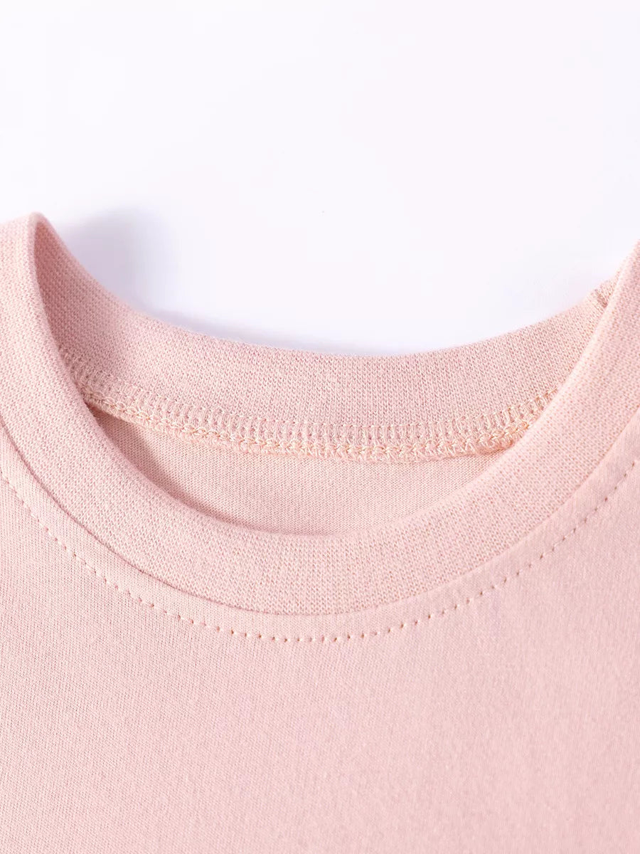 Pink ribbed round neckline