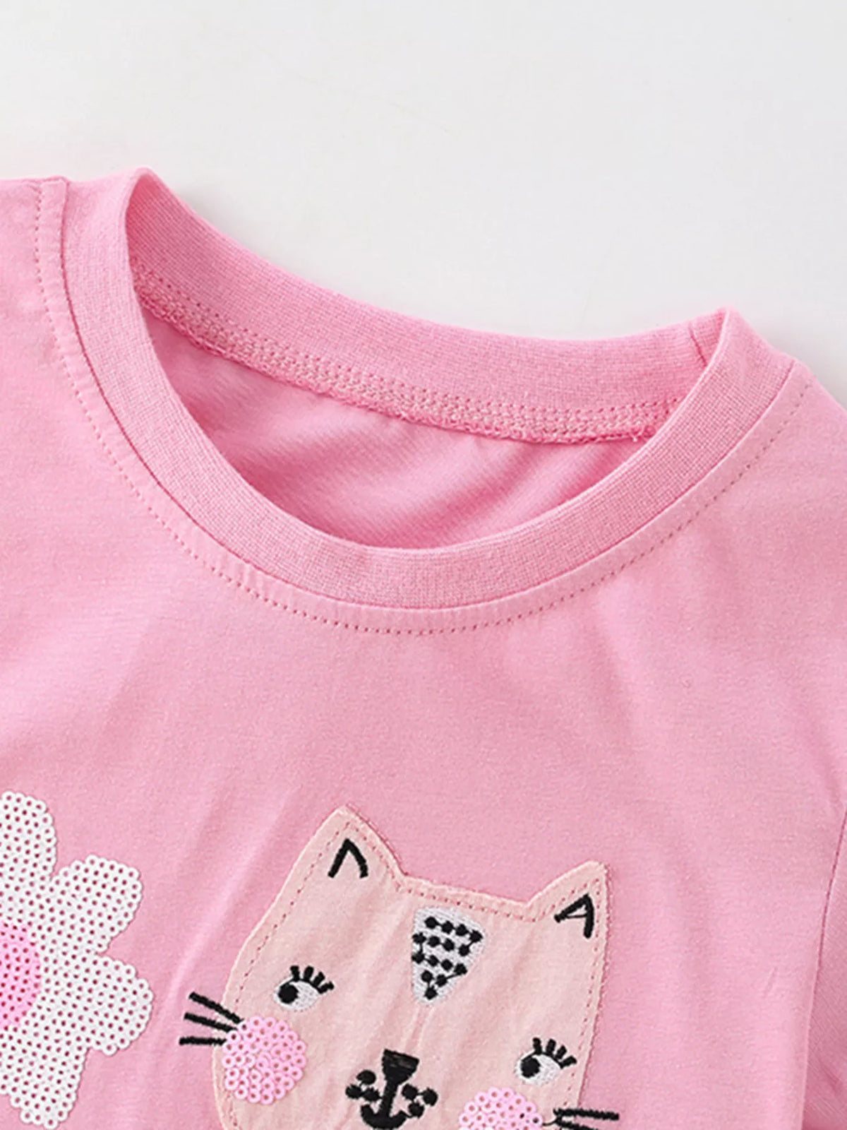Pink cat bunny rainbow applique shirt — round neckline