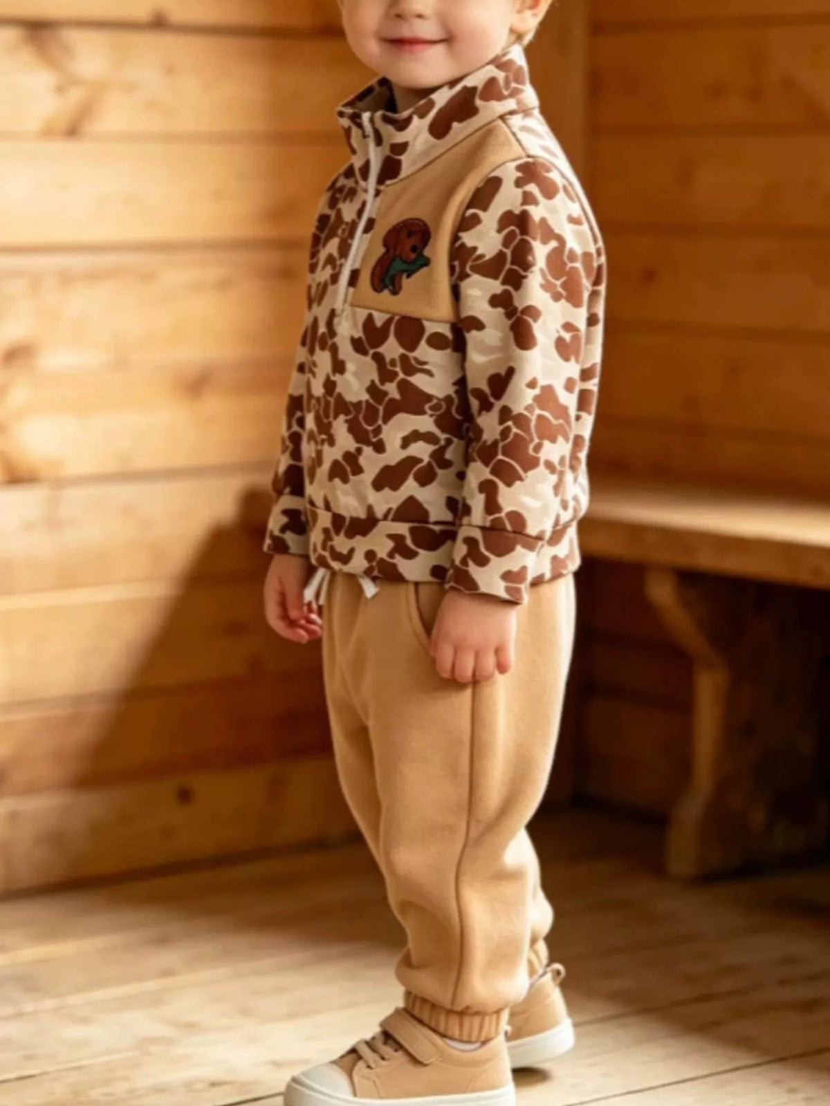 Side view of the brown camouflage outfit