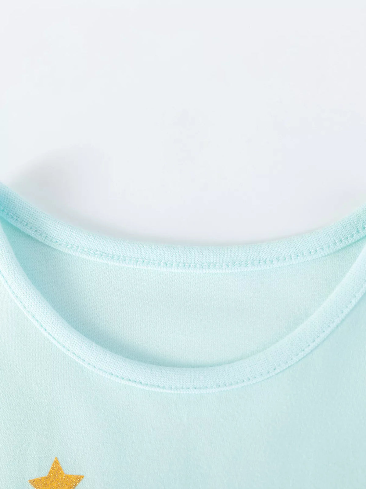 Mint round neckline
