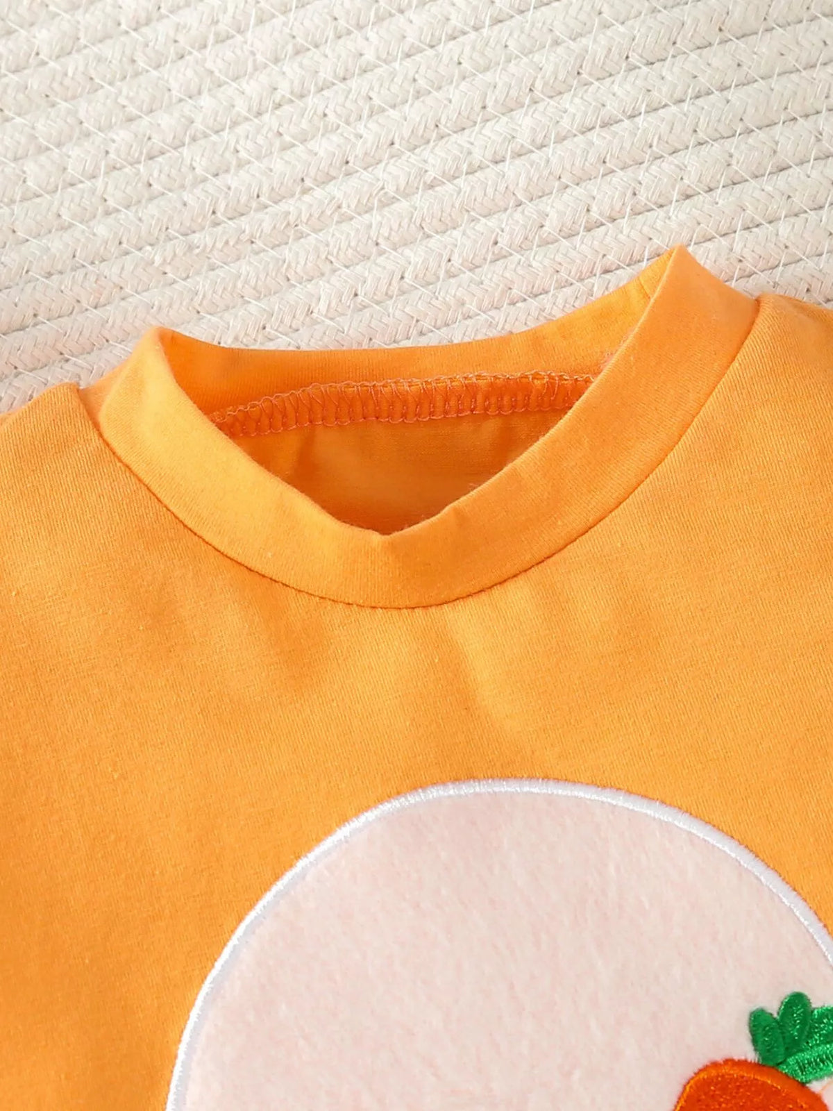 Orange round neckline
